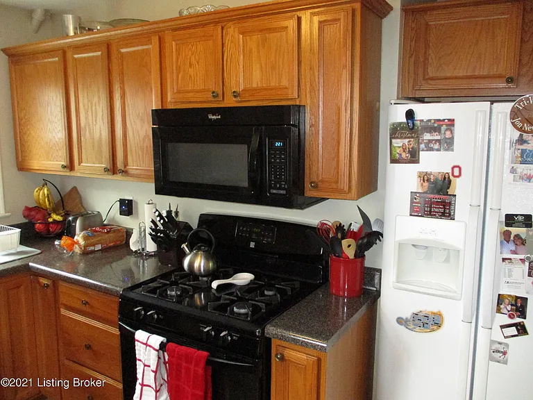 3342 Dayton Ave — Photo 9