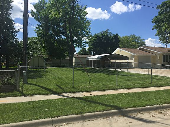 2nd image of 1220 N 21st St