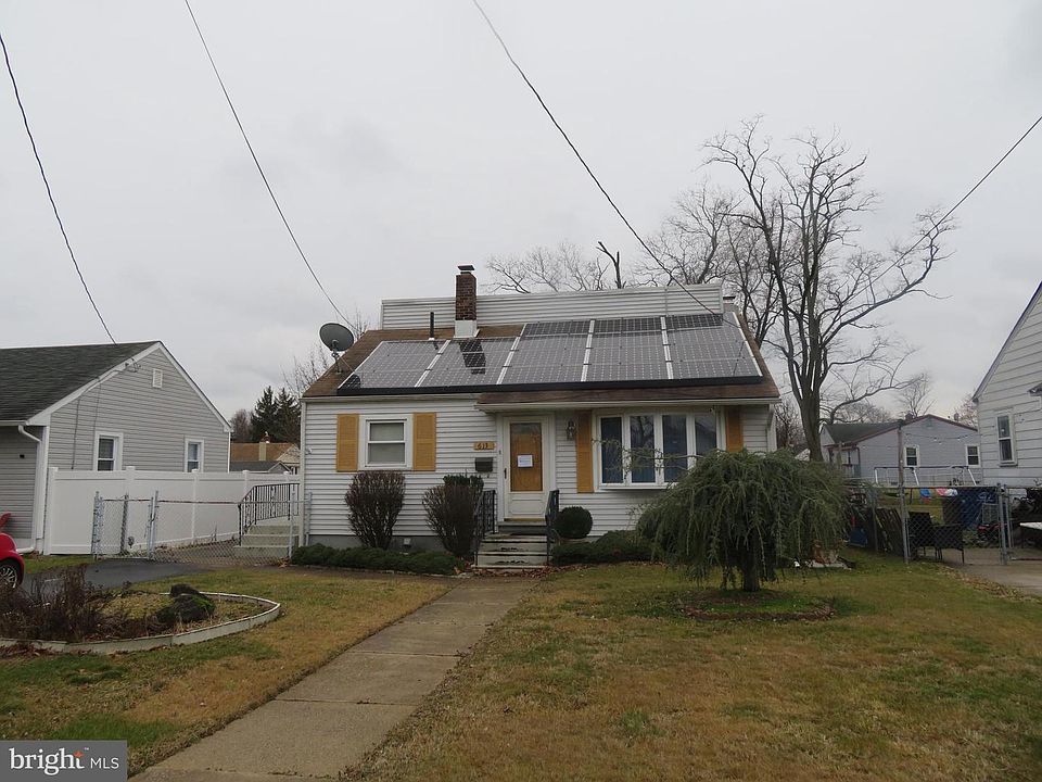 1st image of 613 Manor Rd