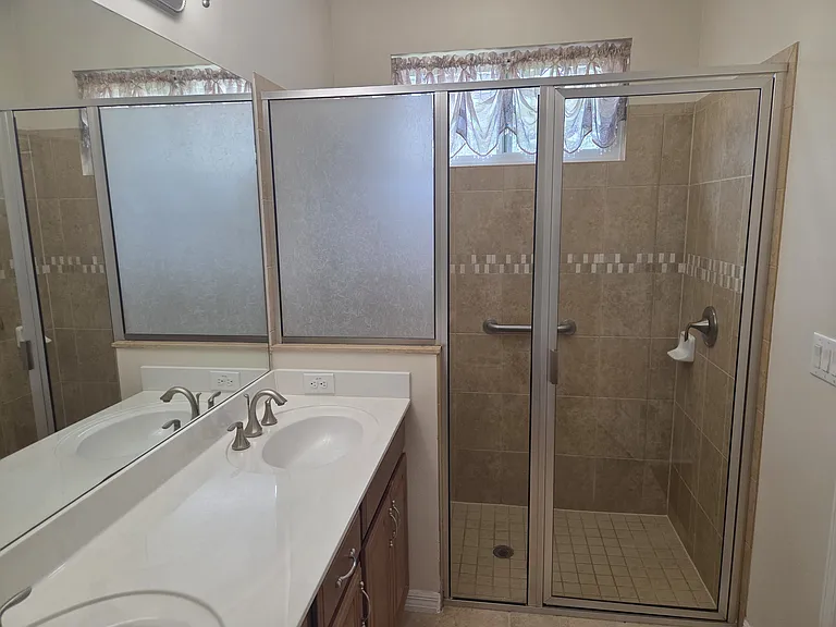 29631 Ontario Ct #29631 — Photo 10