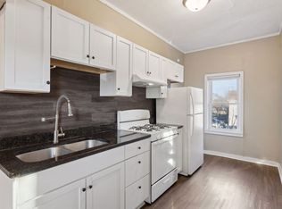 940 3rd St E APT 5, Saint Paul, MN 55106