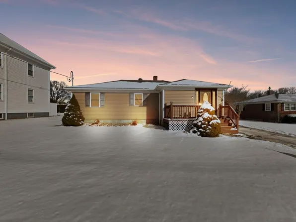 96 Winter St, Taunton, MA 02780