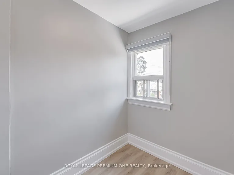 79 25th St #2 — Photo 24