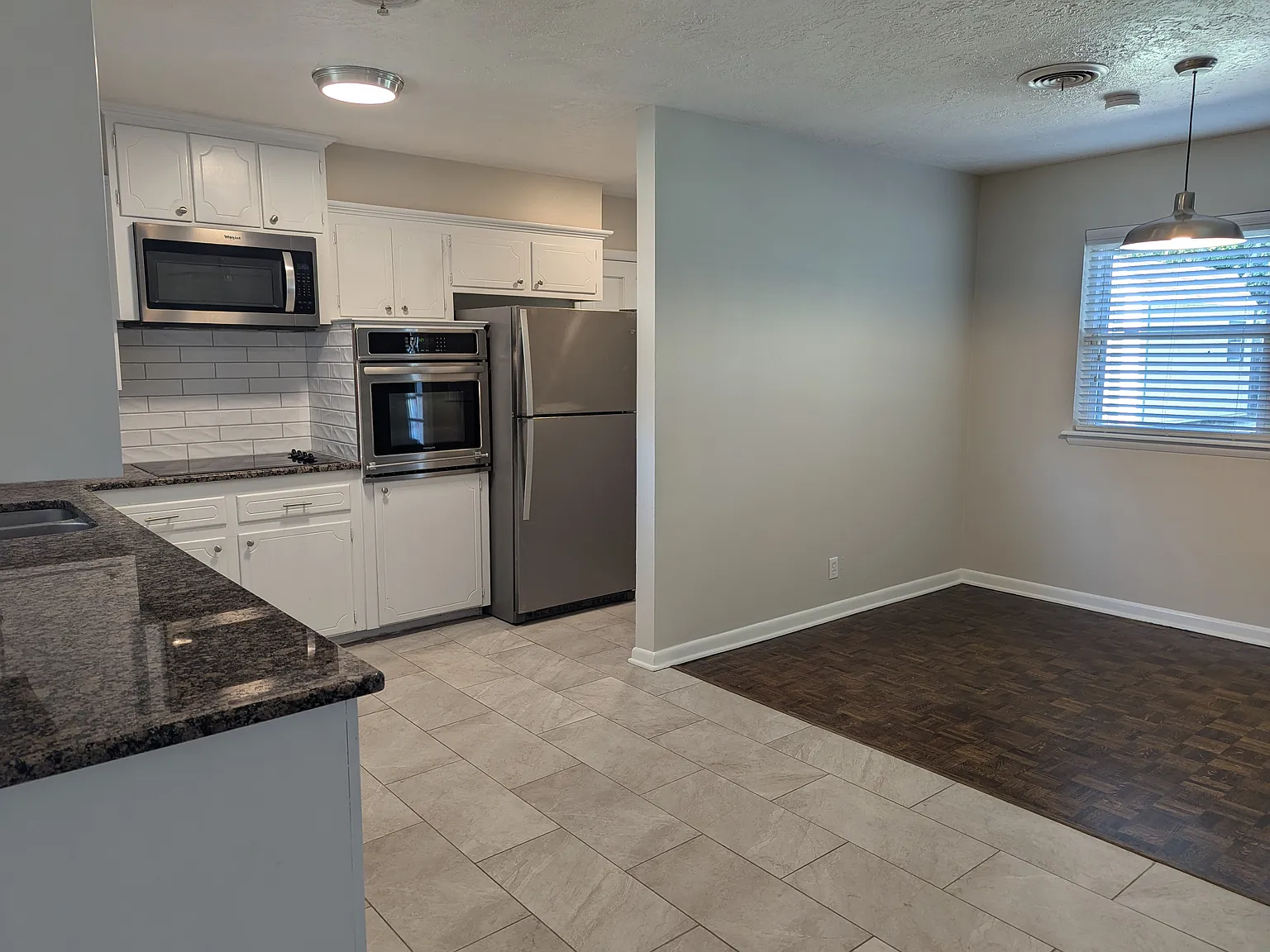 3 bed, 1.5 bath, 1200 sqft, $1,550 — Photo 3