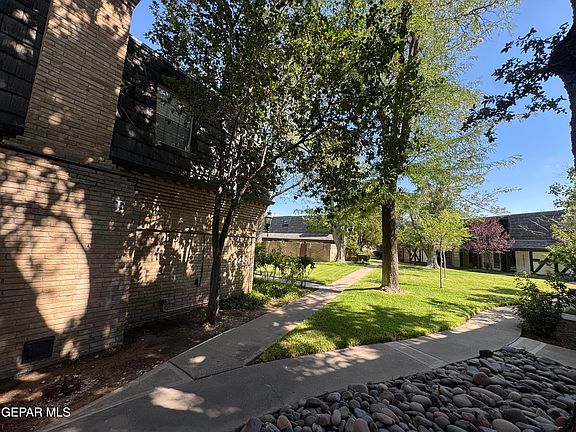 2nd image of 350 Thunderbird Dr #H-64
