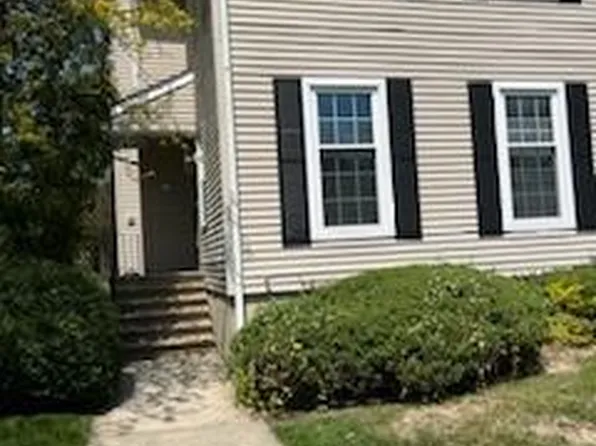 43 Lantern Ln, Sayreville, NJ 08872