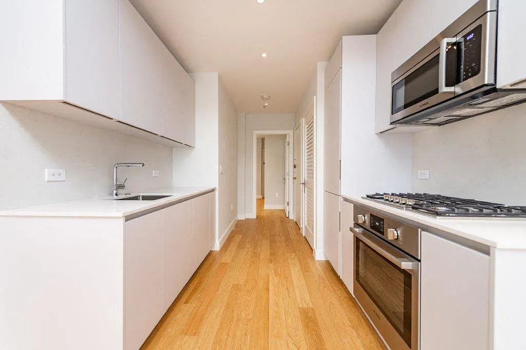 4, 8, 12 Elko Street — Photo 2