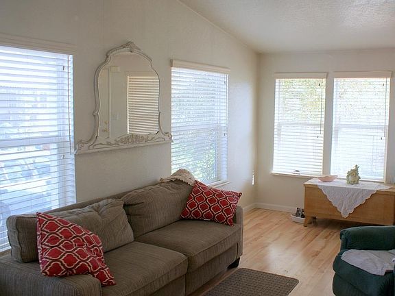 4th image of 1190 7th Ave Space 76
