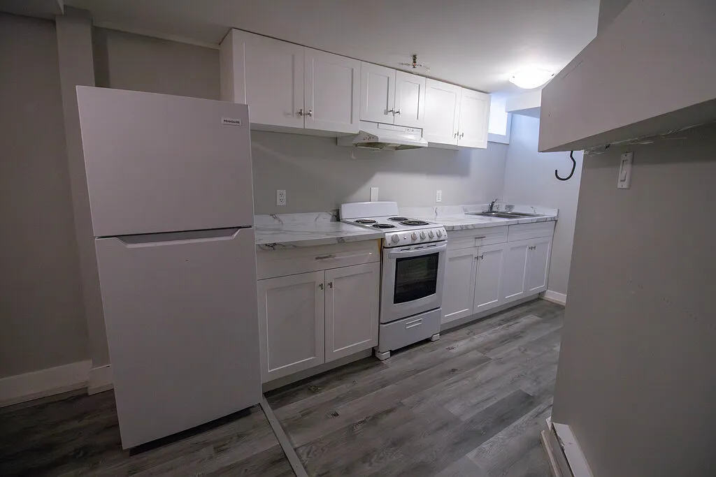 44 Rodman Street - 8 — Photo 3