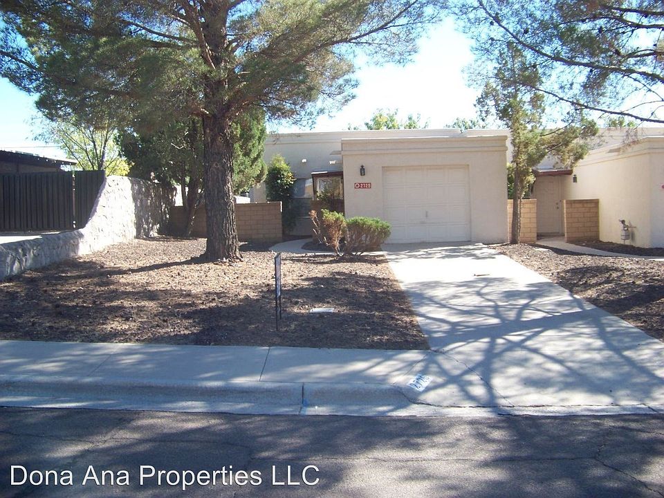 1st image of 2729 Fairway Dr