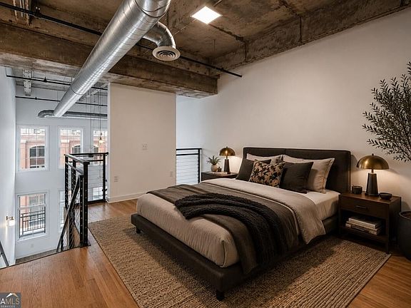 5th image of 260 18th St NW Unit 10314