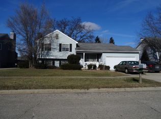 3720 W Prestwick St, McHenry, IL 60050