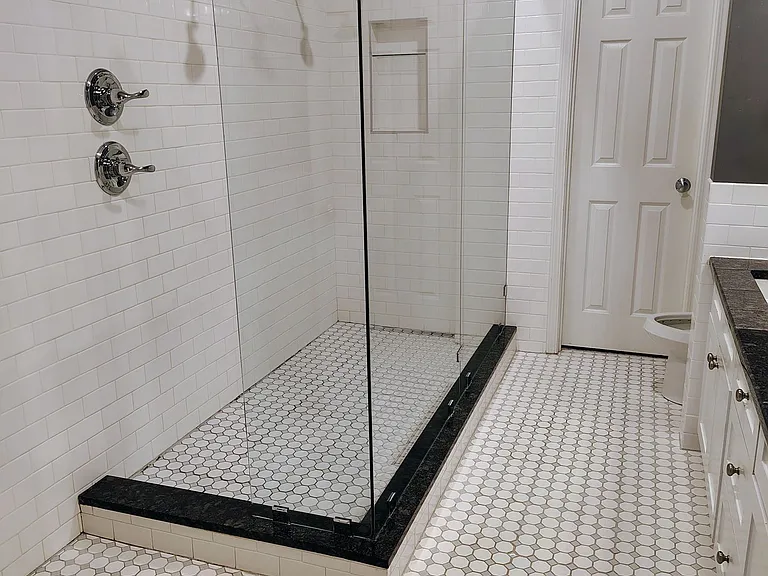2928 Walnut St — Photo 13