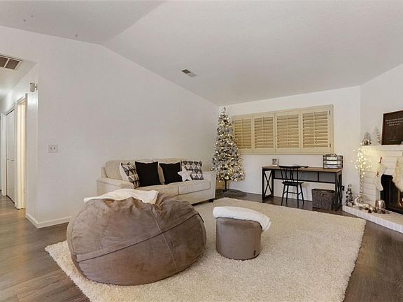 4th image of 6046 Carolina Cir