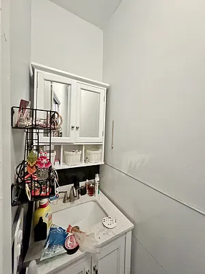 Rented by Pear NYC LLC | media 36