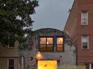 257 Boerum St, Brooklyn, NY 11206