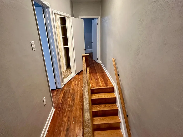 2313 S Mole St — Photo 6