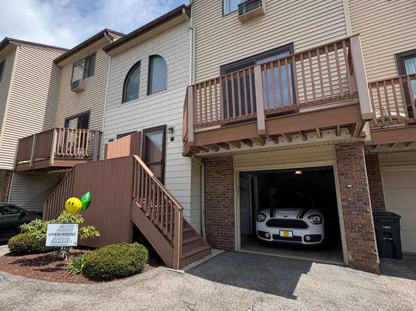 60 Lawn Avenue Apt 23, Stamford, CT 06902