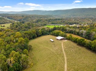 17 Stormer Rd, Soddy Daisy, TN 37379