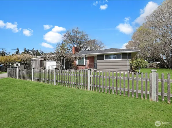 672 SE 4th Avenue, Oak Harbor, WA 98277