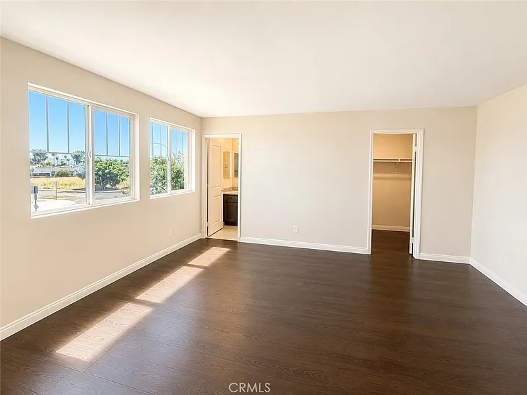 5518 Guardian Way — Photo 4