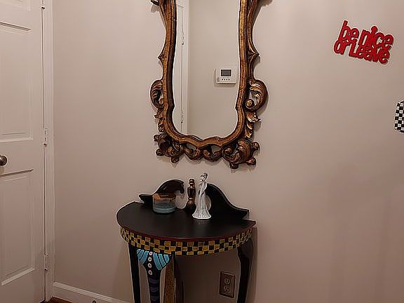 Entry way