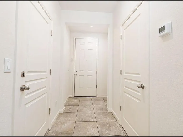 6135 E Bishop Ln — Photo 6