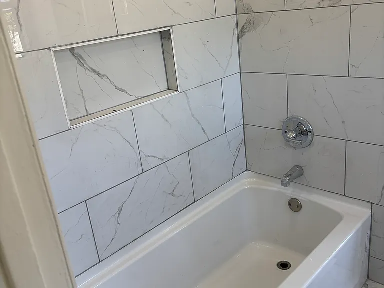 1343 N Sierra Bonita Ave #3 — Photo 11