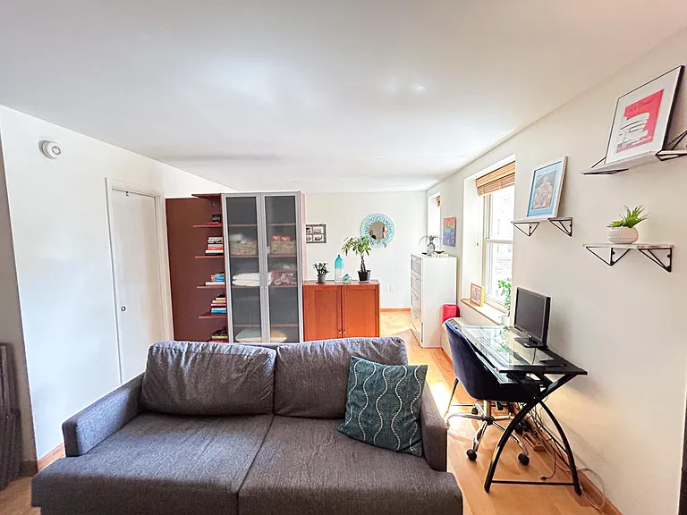 2440 16th St NW #218 — Photo 4