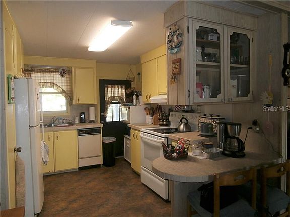 4th image of 34121 Linda Ln