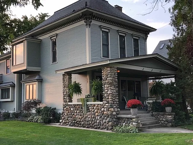 539 Fairview Ave NE — Photo 11