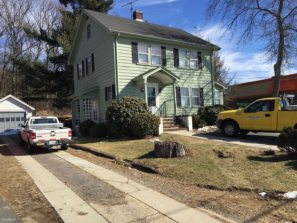 1st image of 555 Old West Central St