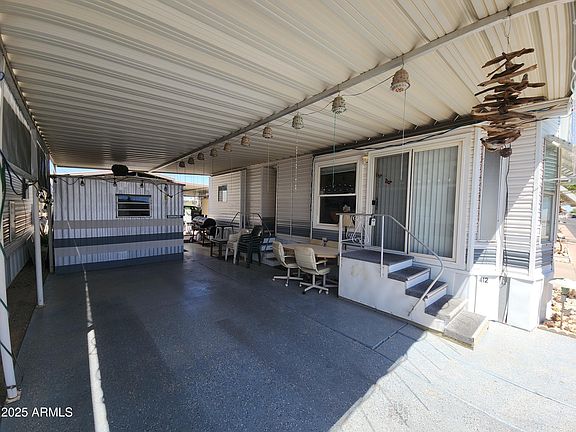 3rd image of 412 E BARREL CACTUS Lane