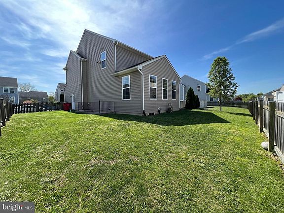 4th image of 111 Tuscany Trl
