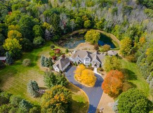 35 Heatherstone Ln, Rochester, NY 14618