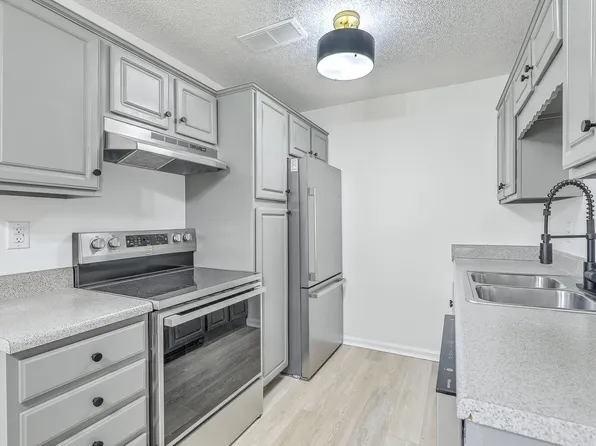 207 Oakmont Ave Unit D, Ladson, SC 29456