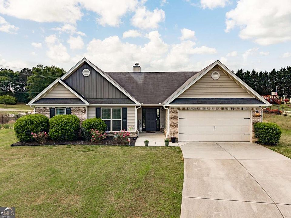 1st image of 802 Brandon Dr