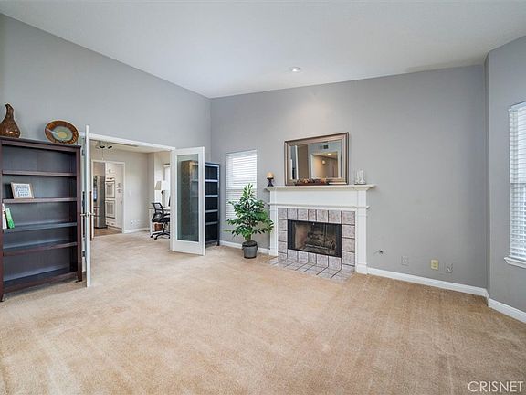 3rd image of 27815 Crookshank Dr
