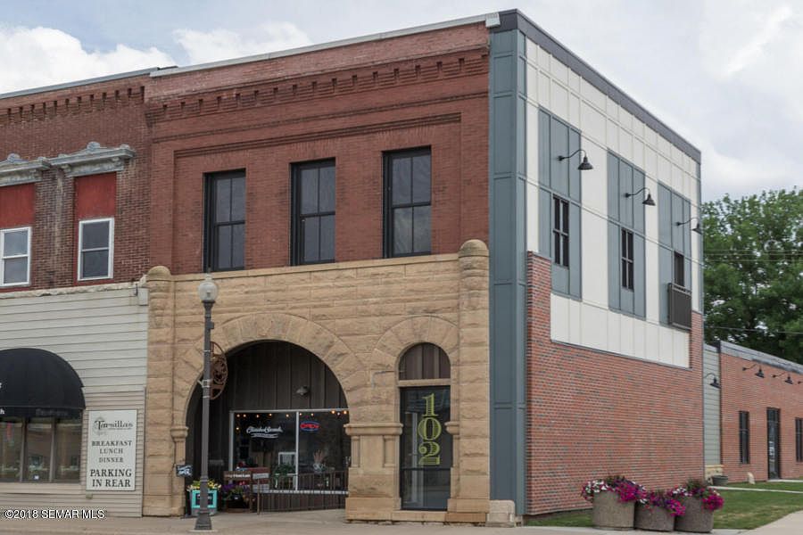 1st image of 102 Main St N