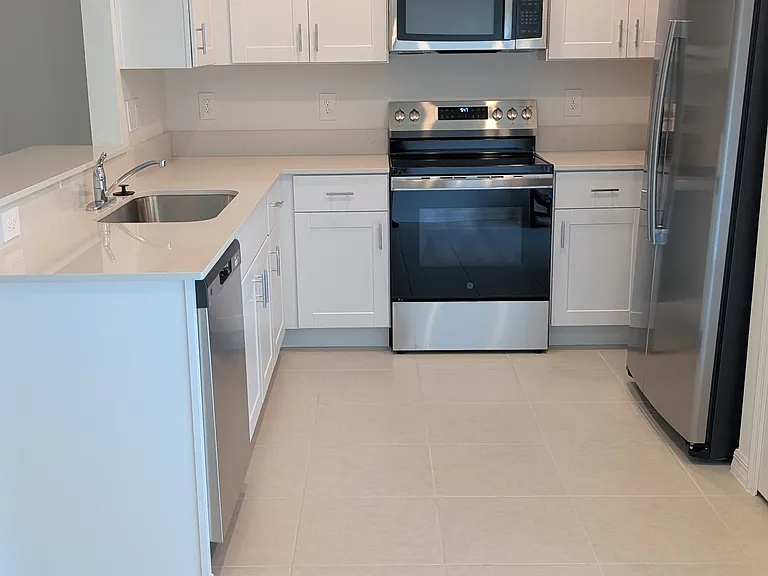 17247 Southern Haven Dr — Photo 6