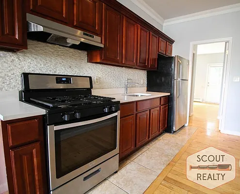 Rented by SCOUTBK.COM | media 51