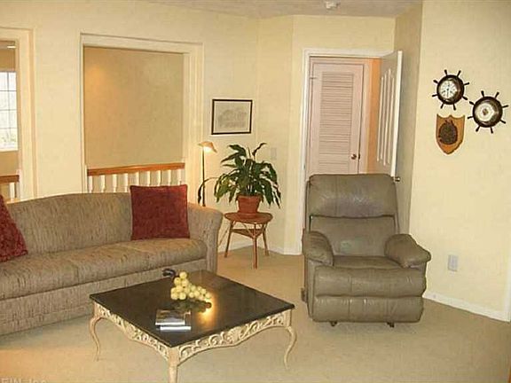 3rd image of 147 Ellis Dr