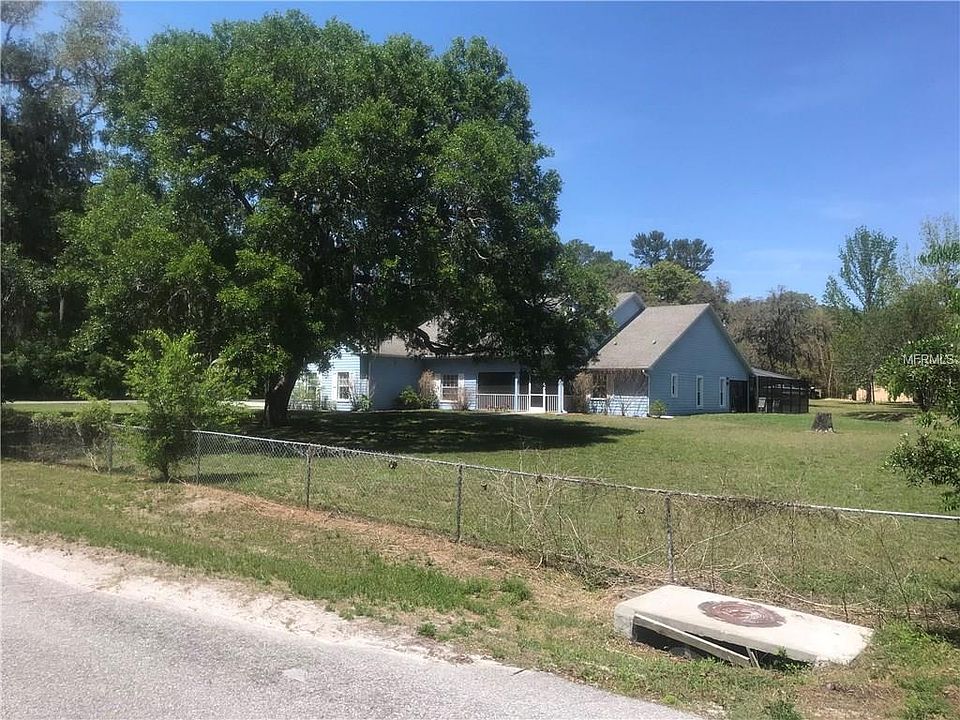 1st image of 10725 Oak Dr