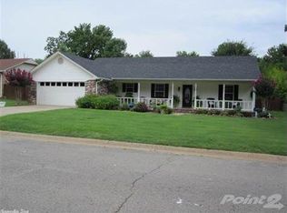 203 Western Hills Dr, Searcy, AR 72143