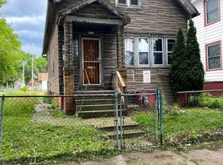 2453 N 15th St, Milwaukee, WI 53206