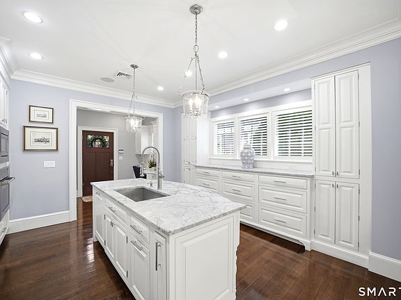 3rd image of 333 West Avenue #5