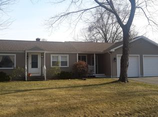 4 Benger Ave, South Hadley, MA 01075