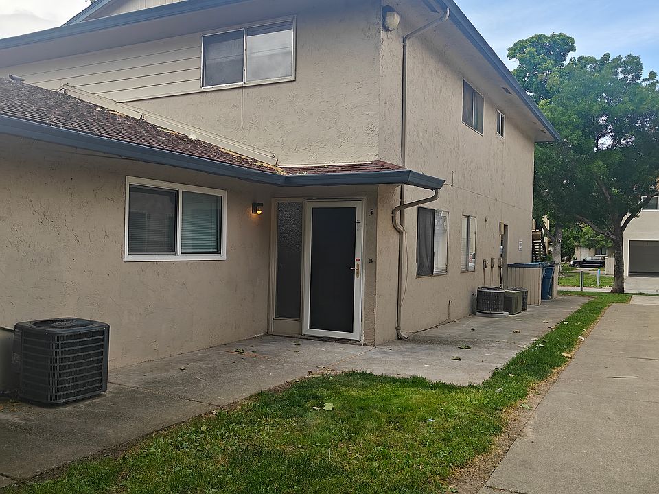 1st image of 2208 Peppertree Way APT 3