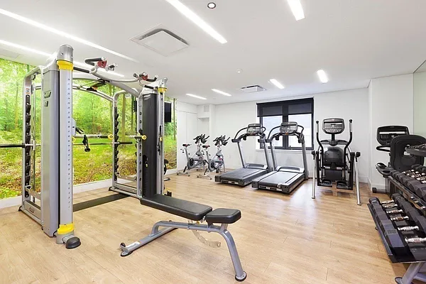 Rented by REAL New York | media 20