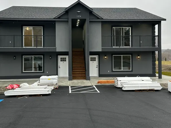 1254 11th St, Benton City, WA 99320